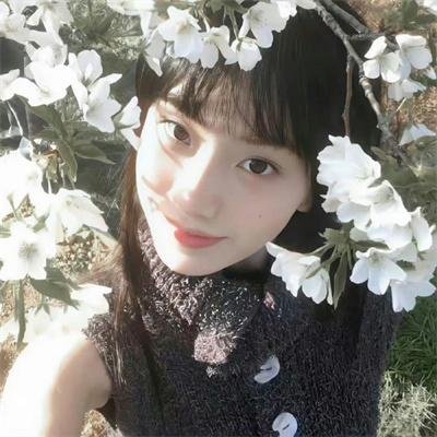 白色,红色与...